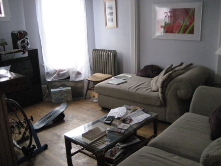 bright and sunny living room