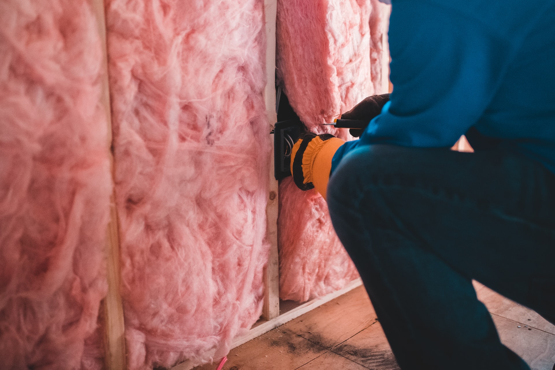 putting insulation in a wall