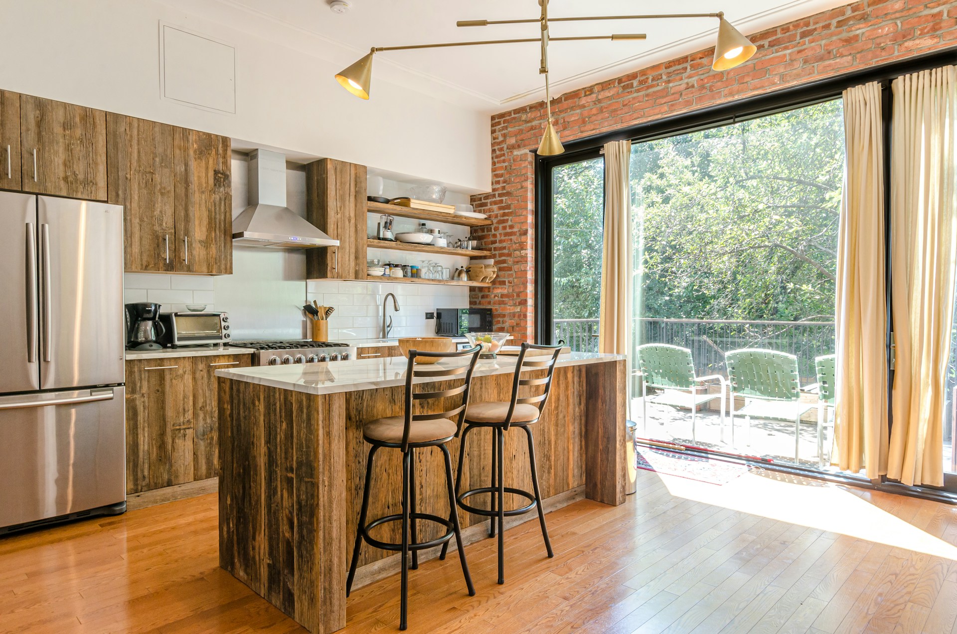 Modern kitchen with wooden cabinets. Image by Unsplash