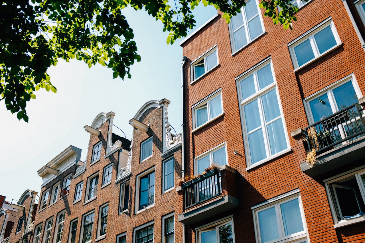 Brick building. Image by Unsplash