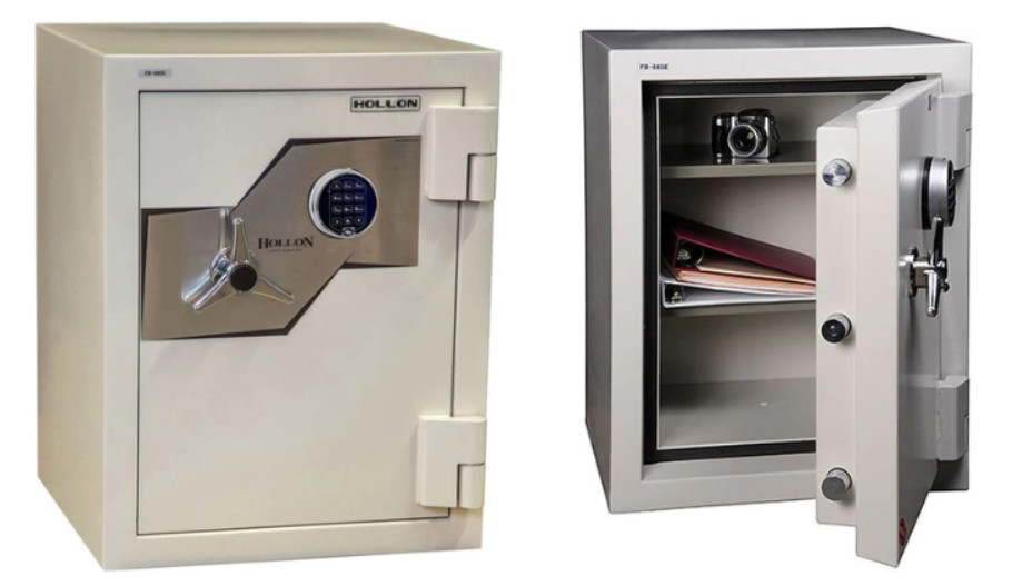 2 different safes