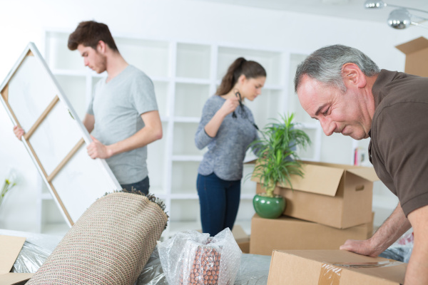 People packing unpacking