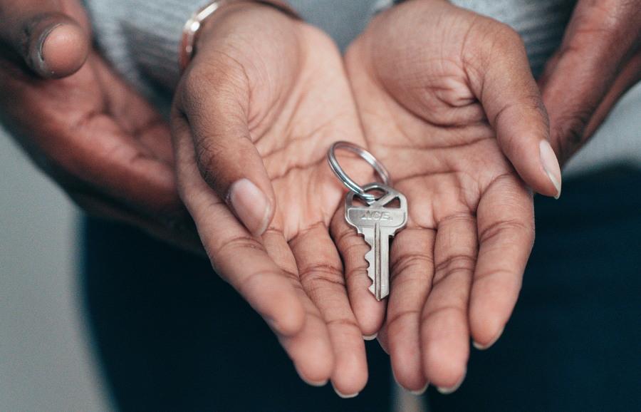 keys in hand