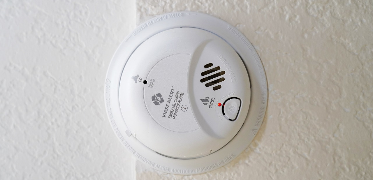 Smoke detector. Image by Pixabay