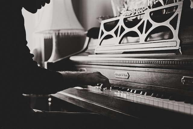 person playing piano