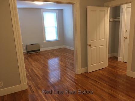1 bedroom apartment in Cambridge - Red Line Real Estate