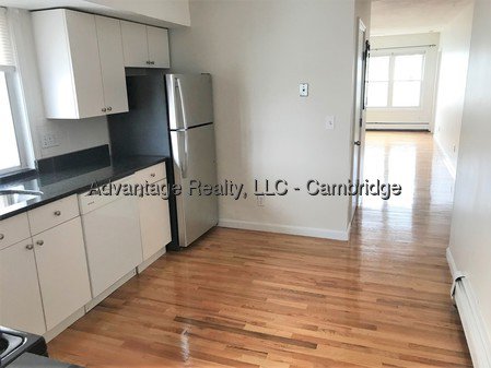 East Cambridge 2bed plus Study ~ HWF ~ Near Red/Green Line