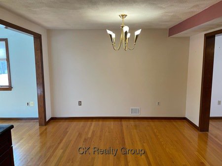 Well Maintained SF Home on Marlborough Rd.  Avail. 8/1!