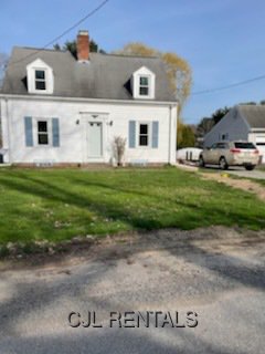 WALTHAM - SINGLE FAMILY - recently renovated - 2 bedroom - large yard -off Trapelo Road