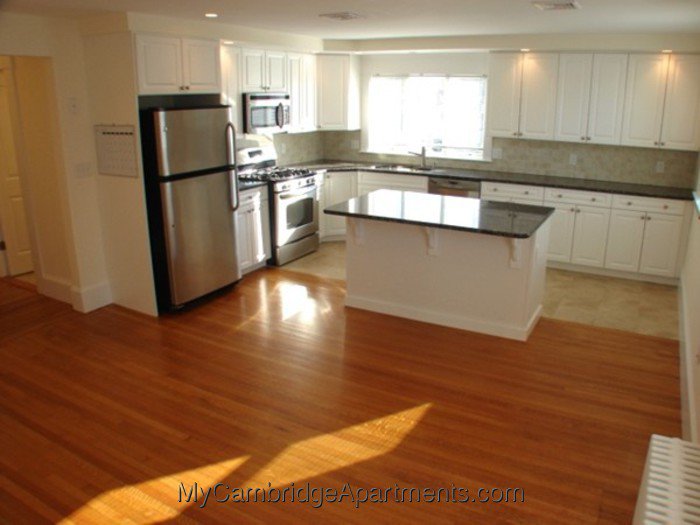 EAST ARLINGTON, near CAMBRIDGE. Spacious Renovated 2BR 2BA, Central Air-Conditioning. Walk Alewife Redline via Bikepath!