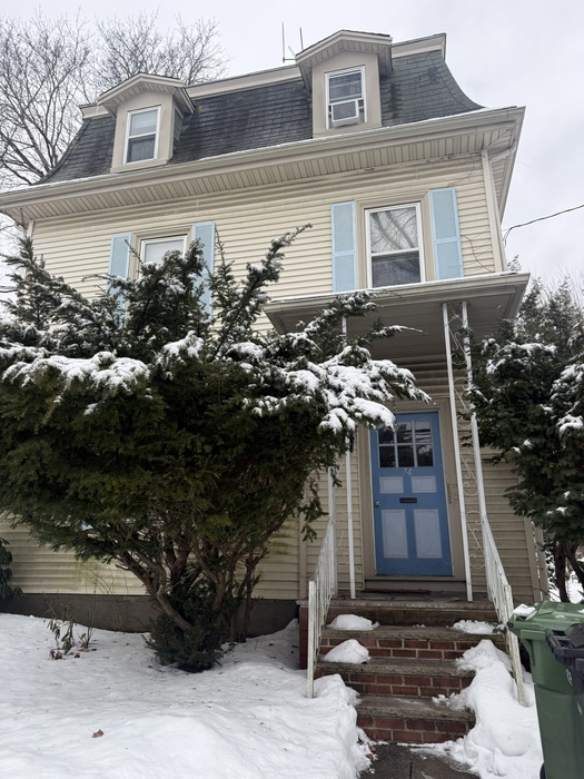 2 bedroom apartment in Watertown - CK Realty Group