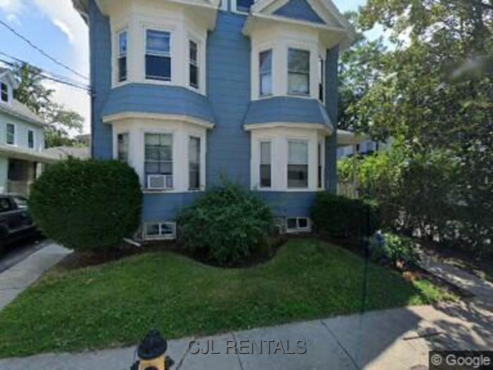 2/3 bedroom with office - Waltham