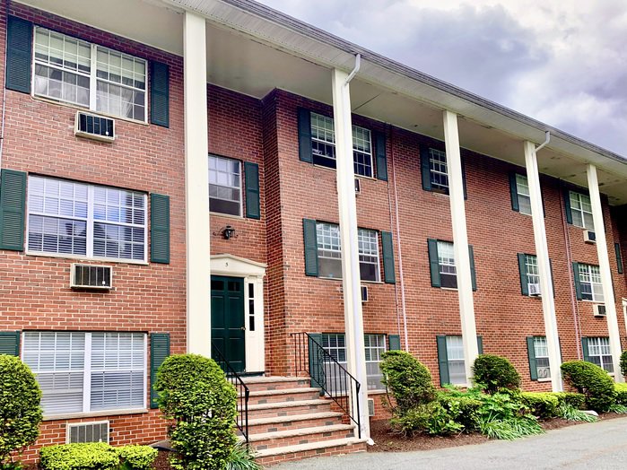 2 Viking Court, Unit 12, ARLINGTON, ARLINGTON