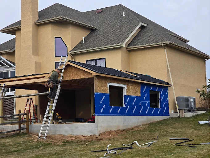 Person signing papers. Image  by Pexels